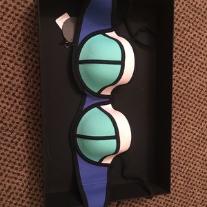 Triangl Swim Suit Top S++ Sea foam